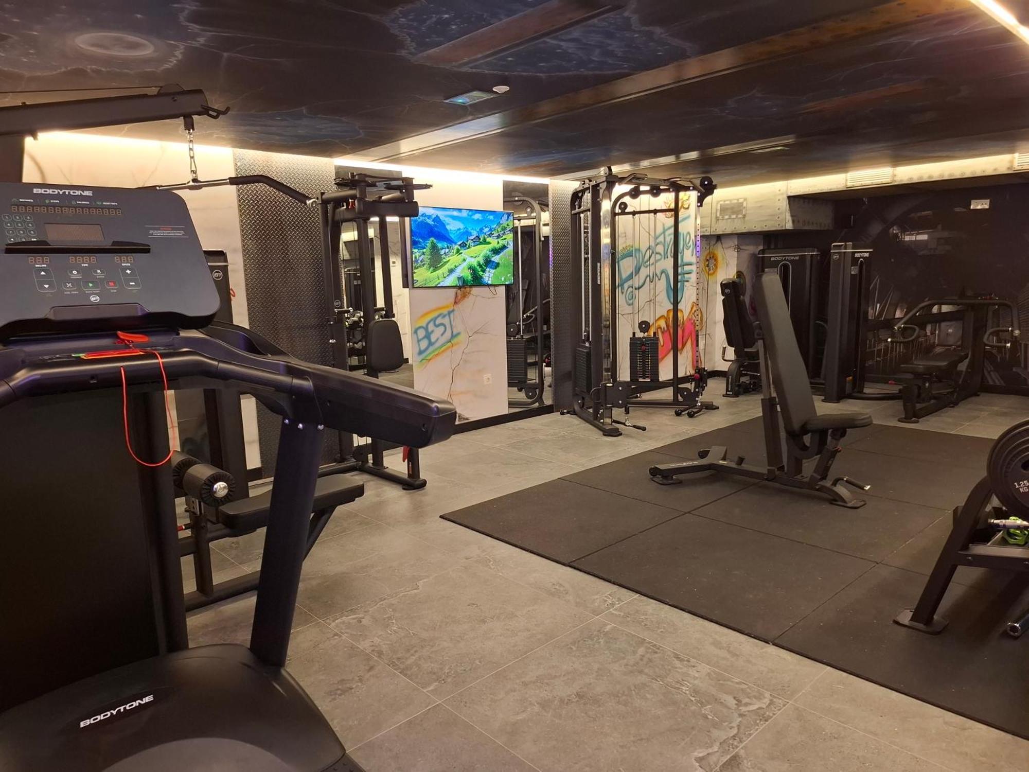 Apartamentos Turisticos Identia Sport Leon Ngoại thất bức ảnh